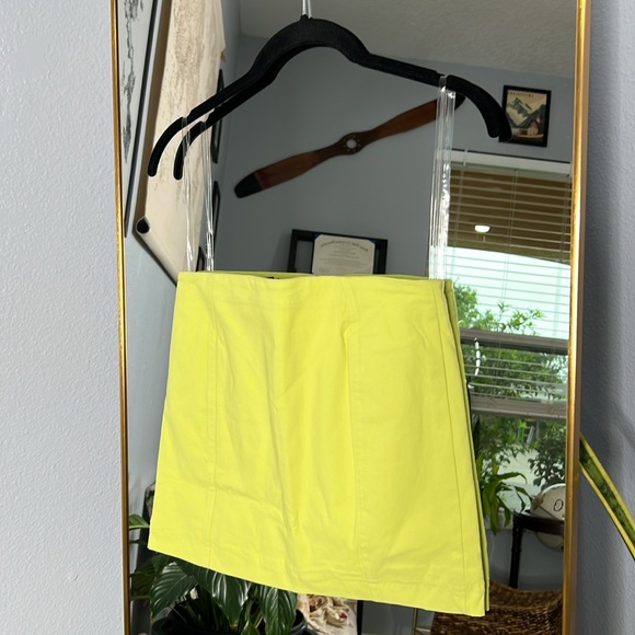 House of CB 'Nisha' Neon Sculpting Mini Skirt NWOT - Picture 8 of 8